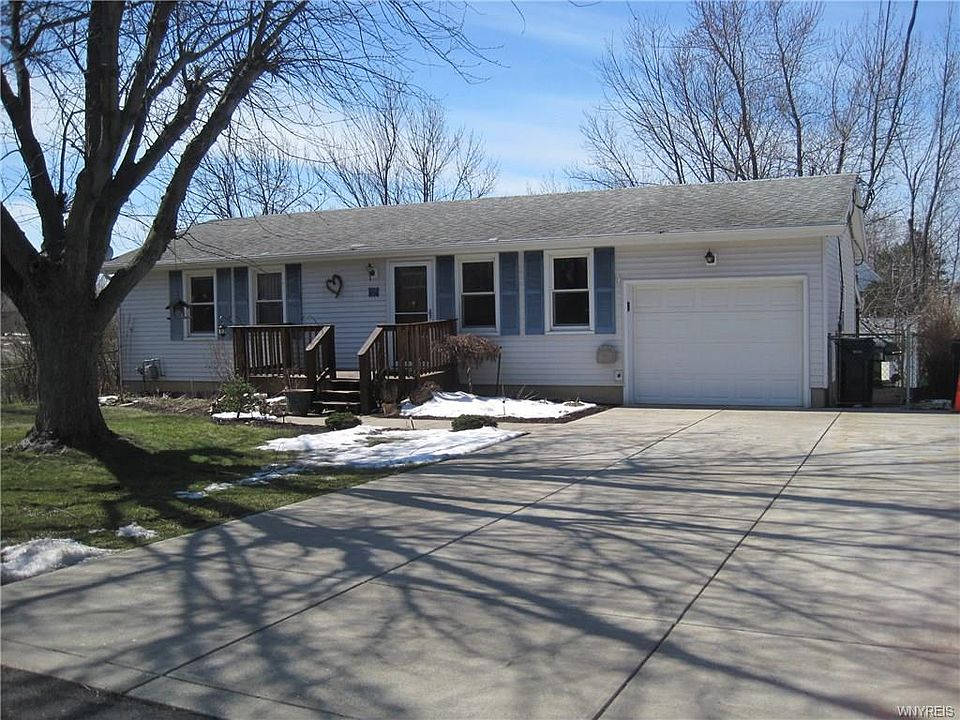 1st image of 4084 Iroquois Ave
