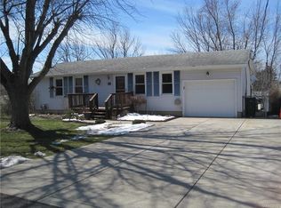 4084 Iroquois Ave, Blasdell, NY 14219