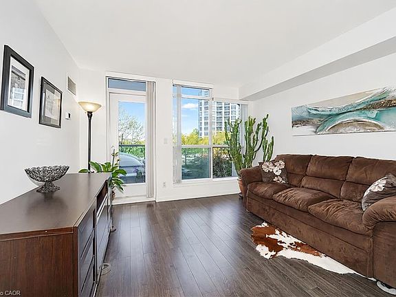 3rd image of 340 Watson St W #216