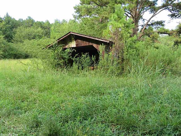5th image of 135 Homer Ln
