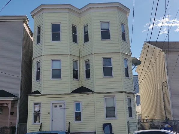 49 Burrell St, Roxbury, MA