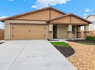 29309 Kentia Ct, Winchester, CA 92596