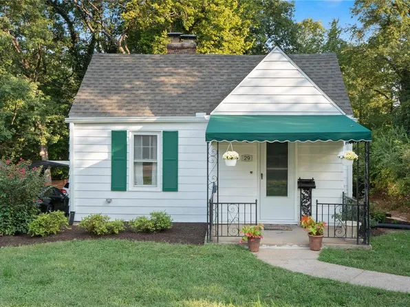 29 N 82nd St, Belleville, IL 62223