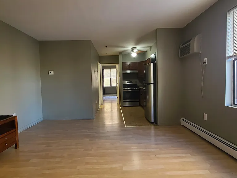 4905 Park Ave #2D — Photo 4