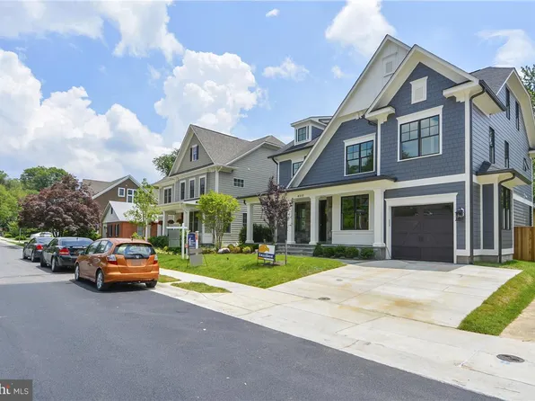 4510 Maple Ave, Bethesda, MD 20814