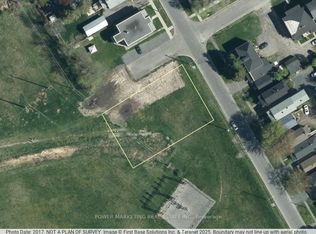 19 Danis Ave, Cornwall, ON K6H5E5