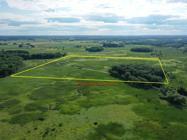 34 Road, Berlin, WI 54923
