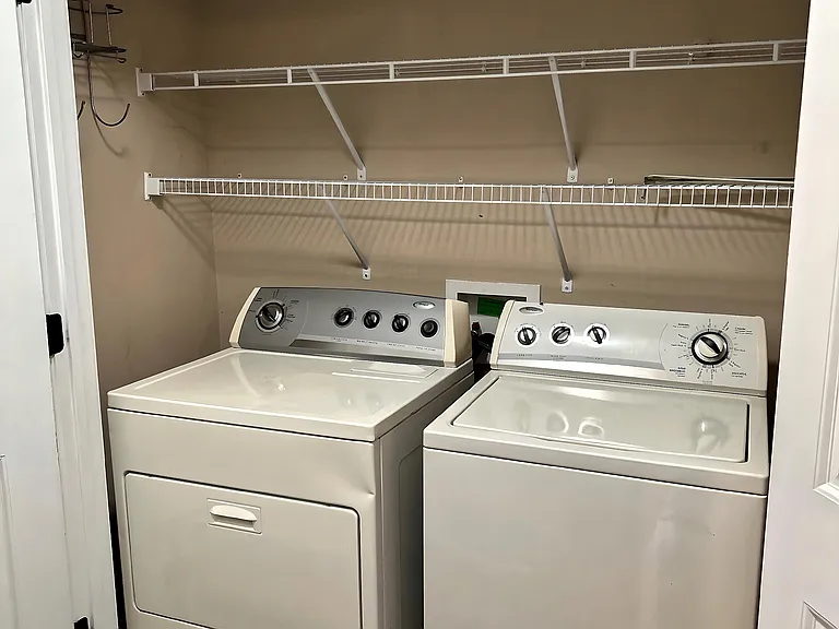 2480 Andersonville Dr — Photo 30