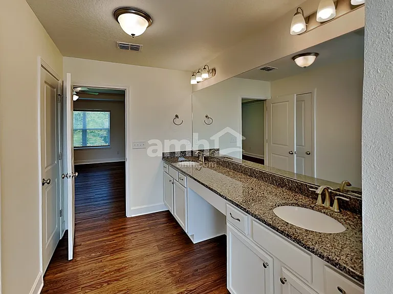 3013 Eagle Bluff Way — Photo 11