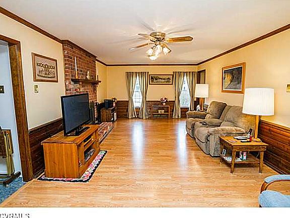 4th image of 10337 Rapidan Way