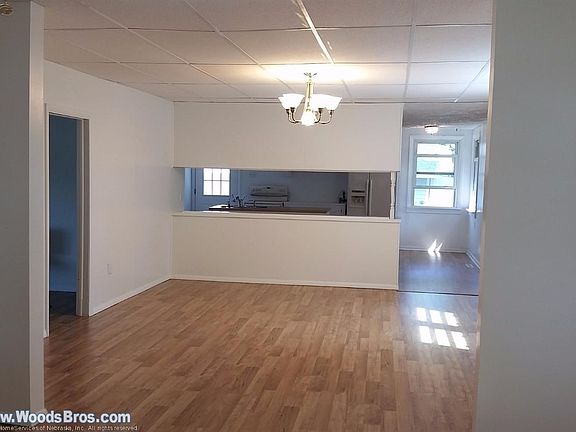 5th image of 328 N College Ave