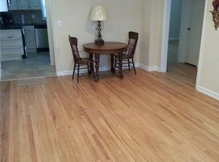 21 Linwood Rd S, PORT WASHINGTON, NY 11050