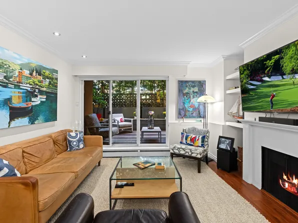 1125 Gilford St #105, Vancouver, BC V6G 2P7