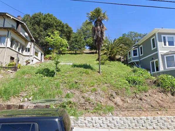 1003 Grandview Dr, Martinez, CA 94553