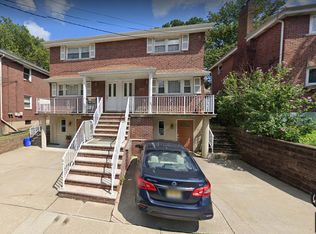 814 Inwood Ter, Fort Lee, NJ 07024