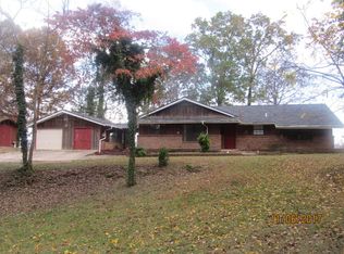 142 Rebel Rd, Harriman, TN 37748