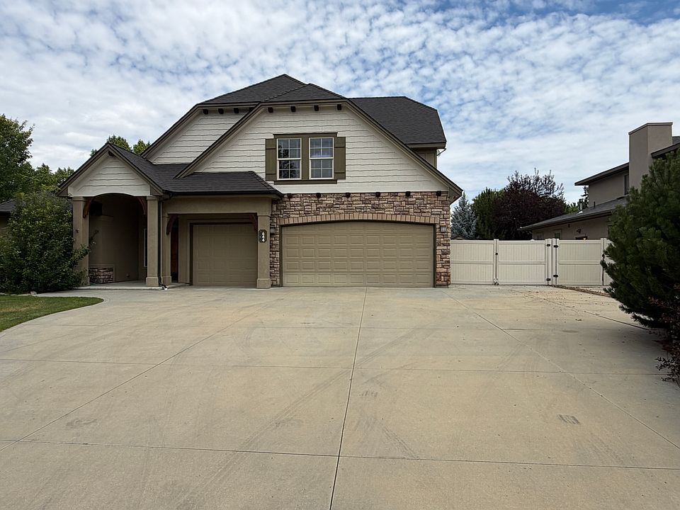 3 car garage and RV parking