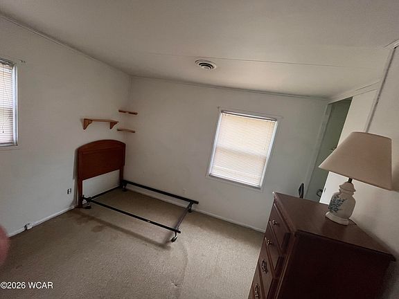 5th image of 324 Wren Ave