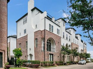 2719 Cohn St, Houston, TX 77007