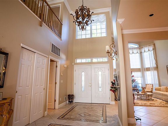 2nd image of 156 Hamlet Dr #156