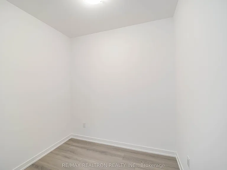 7439 Kingston Rd #101A — Photo 7