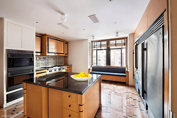 Rented by Corcoran | media 12