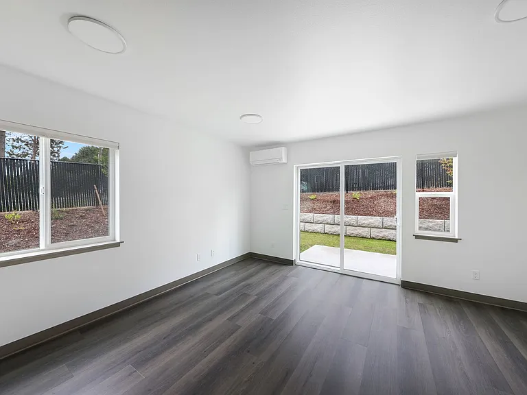 120 NE 10th Ave #A3 — Photo 3