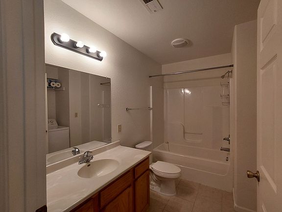 5th image of 118 Booker Rd APT C