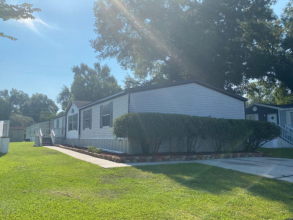 1st image of 24530 Strong Pine Dr