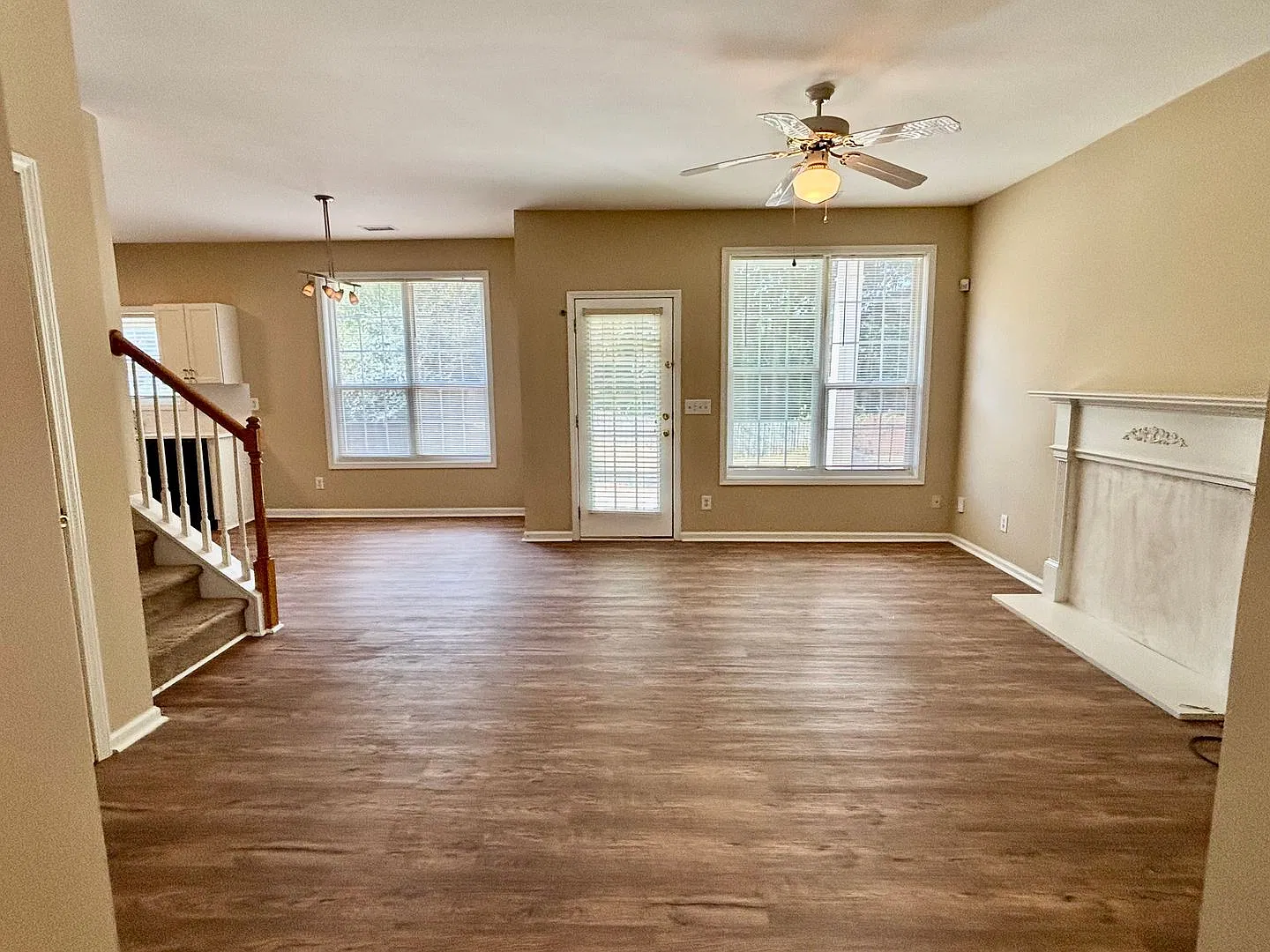 2874 Winterhaven Court — Photo 2
