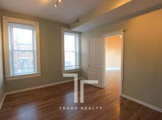 2200 N Clybourn Ave #2, Chicago, IL 60614