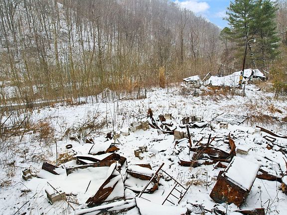 2nd image of 6119 Pigeon Roost Rd