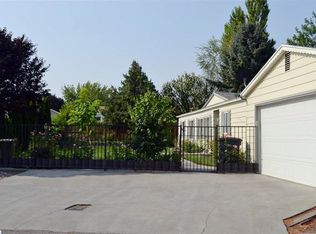 9183 W Yellowstone Ave, Kennewick, WA 99336