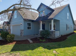 33944 SE Davona Dr, Scappoose, OR 97056