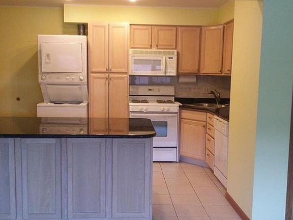 4th image of 10114 Hartford Ct