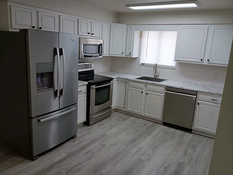 1826 Mound Rd #2 — Photo 1