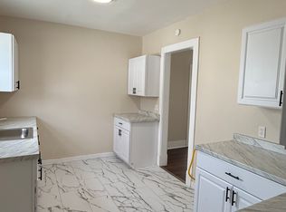 1384 Berdan Ave, Toledo, OH 43612