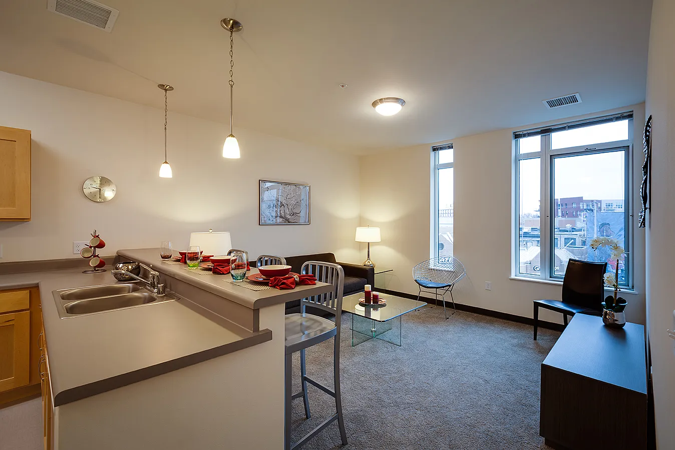 Greenwich Park Apartments — Photo 2