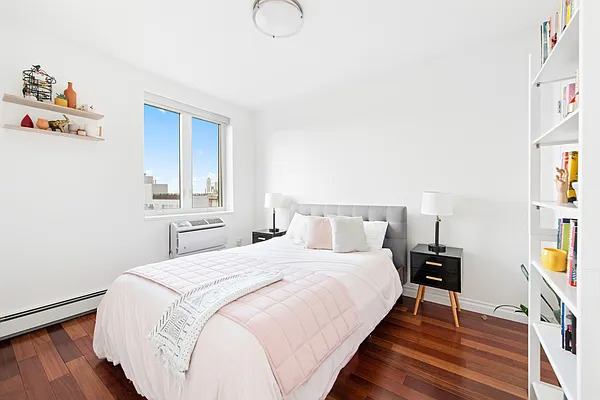 Rented by Compass | media 18