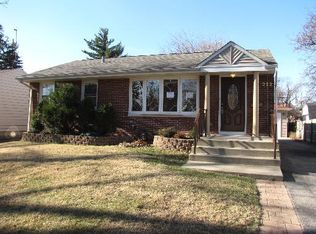 212 Grace St, Bensenville, IL 60106