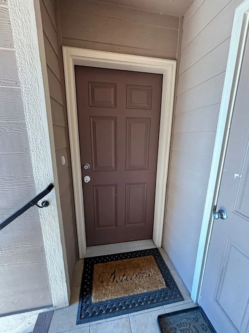 PM 206 - 115 Montalto Dr. #20 — Photo 2