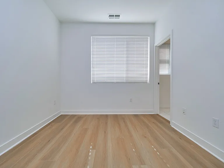 3929 Wattling St #31 — Photo 17