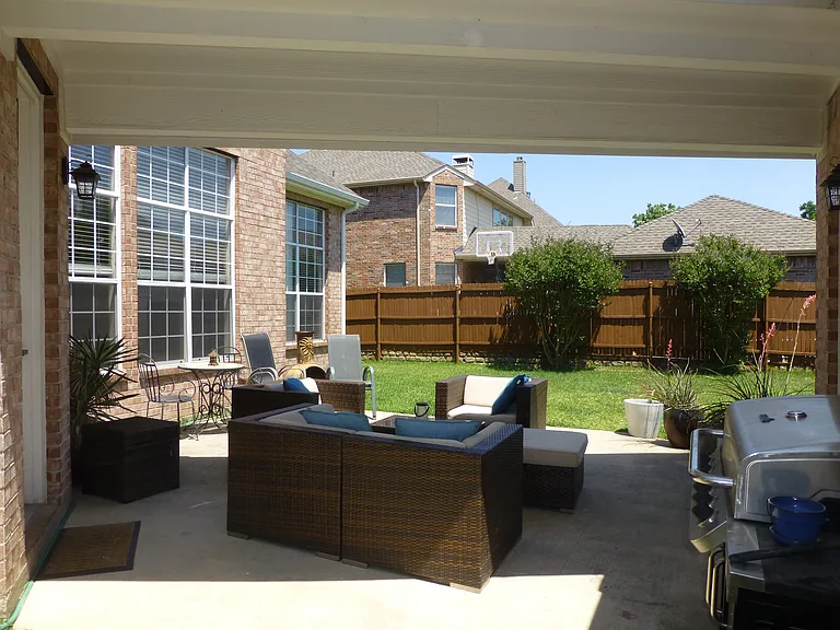 2508 Sir Percival Ln — Photo 29