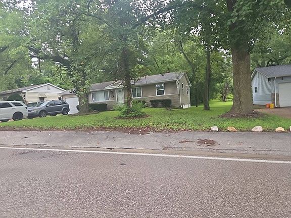 2nd image of 10206 Lilac Ave