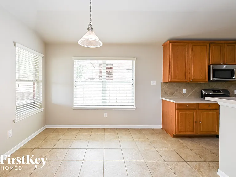 2729 Domenico Ln — Photo 7