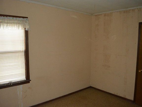 2nd image of 3512 Lafayette St
