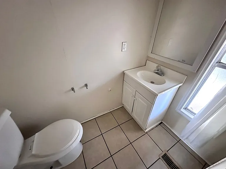 2622 Callier Springs Rd SE — Photo 6