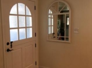 1562 Branch Ave, Simi Valley, CA 93065