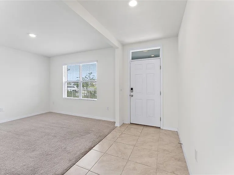 5038 Foxglove Cir — Photo 32