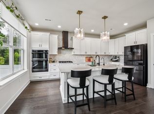 23 Stone Ct, Morristown, NJ 07960